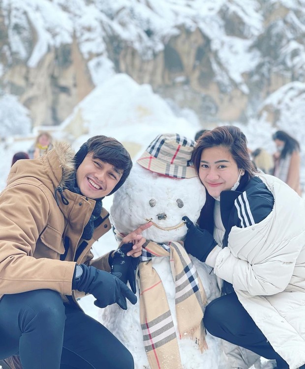 Honemoon Hito dan Feli/Instagram.com/felicyaangelista Honemoon Hito dan Feli