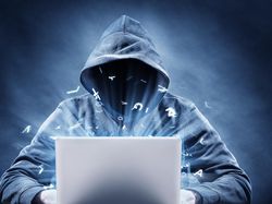 Waspada! Penjahat Siber Mengintai Data Pribadi di Dunia Maya