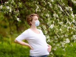 8 Ciri Bawaan Hamil Bayi Perempuan, Mitos atau Fakta?