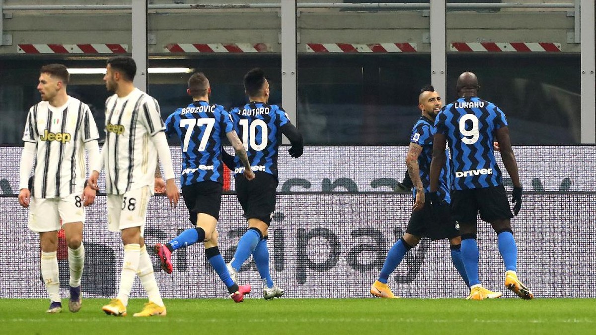 11 klub Liga Italia ingin Juventus, AC Milan, dan Inter Milan dihukum. (Foto: Getty Images/Marco Luzzani)