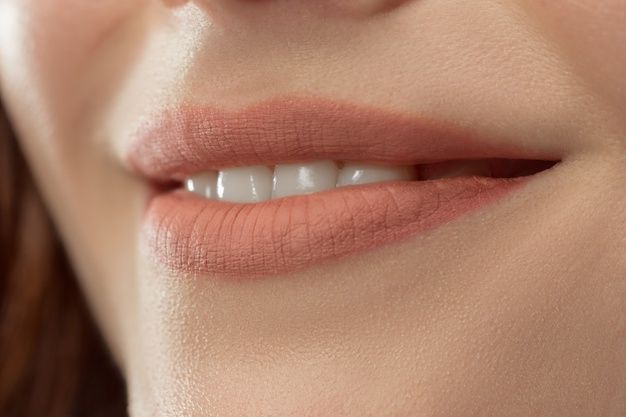 Lipstik Nude/Foto: Freepik.com