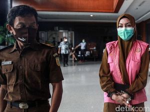 MAKI Kaget Pinangki Masih Ditahan di Kejagung: Segera Eksekusi ke Lapas! MAKI Kaget Pinangki Masih Ditahan di Kejagung: Segera Eksekusi ke Lapas!