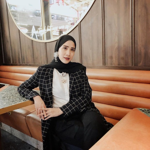Rahasia Mix and Match Outer ala Fanny Fabriana