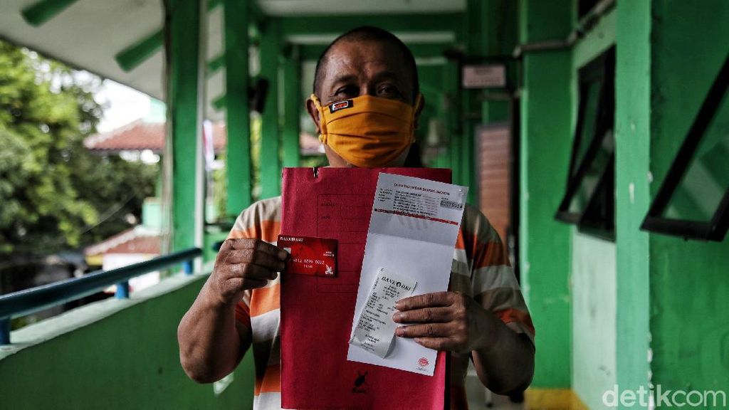 BST Terus Didistribusikan di DKI Jakarta BST Terus Didistribusikan di DKI Jakarta