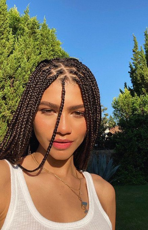 Ada beberapa ukuran mulai dari simpul besar hingga sangat kecil.