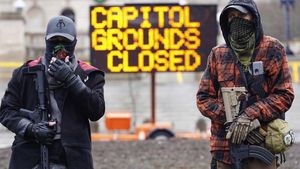 Sangar, Foto-foto Anggota Boogaloo Pendukung Trump