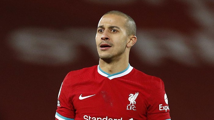 LIVERPOOL, ENGLAND - JANUARY 17: Thiago of Liverpool looks on  during the Premier League match between Liverpool and Manchester United at Anfield on January 17, 2021 in Liverpool, England. Sporting stadiums around England remain under strict restrictions due to the Coronavirus Pandemic as Government social distancing laws prohibit fans inside venues resulting in games being played behind closed doors. (Photo by Phil Noble - Pool/Getty Images)