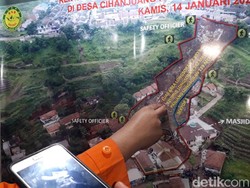 Pencarian Korban Longsor Sumedang Hari ke-10, Tim SAR Fokus di Sektor Dua