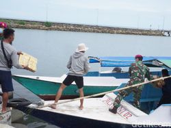 Cerita Korban Gempa di Pulau Terpencil Seberangi Laut Ambil Bantuan ke Mamuju Cerita Korban Gempa di Pulau Terpencil Seberangi Laut Ambil Bantuan ke Mamuju