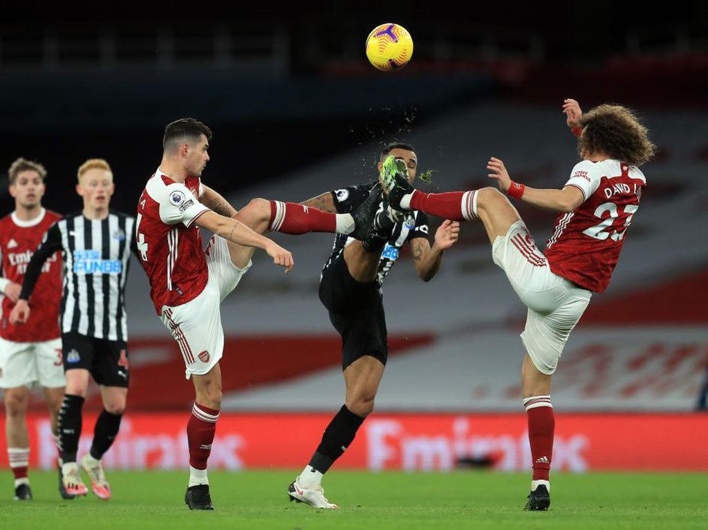 Arsenal Vs Newcastle Tanpa Gol di Babak I Arsenal Vs Newcastle Tanpa Gol di Babak I