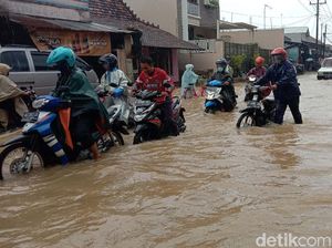 Banjir di Kudus, Sejumlah Kendaraan Mogok
