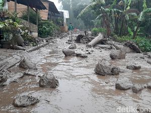Banjir Bandang di Gunung Mas Puncak, BPBD Jabar: Nihil Korban Jiwa Banjir Bandang di Gunung Mas Puncak, BPBD Jabar: Nihil Korban Jiwa
