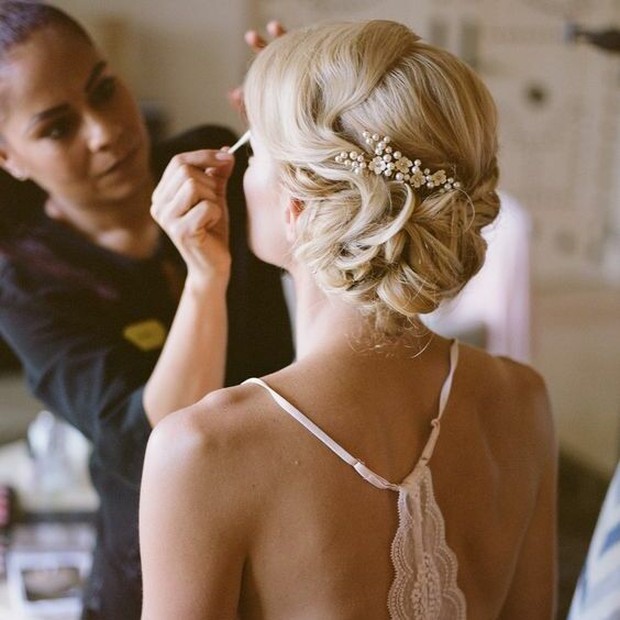 Tips Memilih Makeup Artist untuk Hari Pernikahan