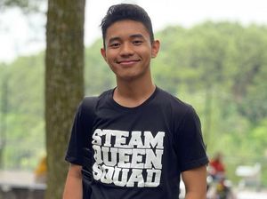 Video YouTuber Fiki Naki Tanggapi Positif soal #KaburAjaDulu Video YouTuber Fiki Naki Tanggapi Positif soal #KaburAjaDulu