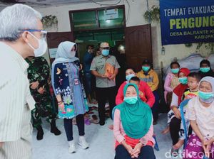 Potensi Bahaya Merapi Berubah, Ganjar ke Pengungsi: Jangan Pulang Dulu!