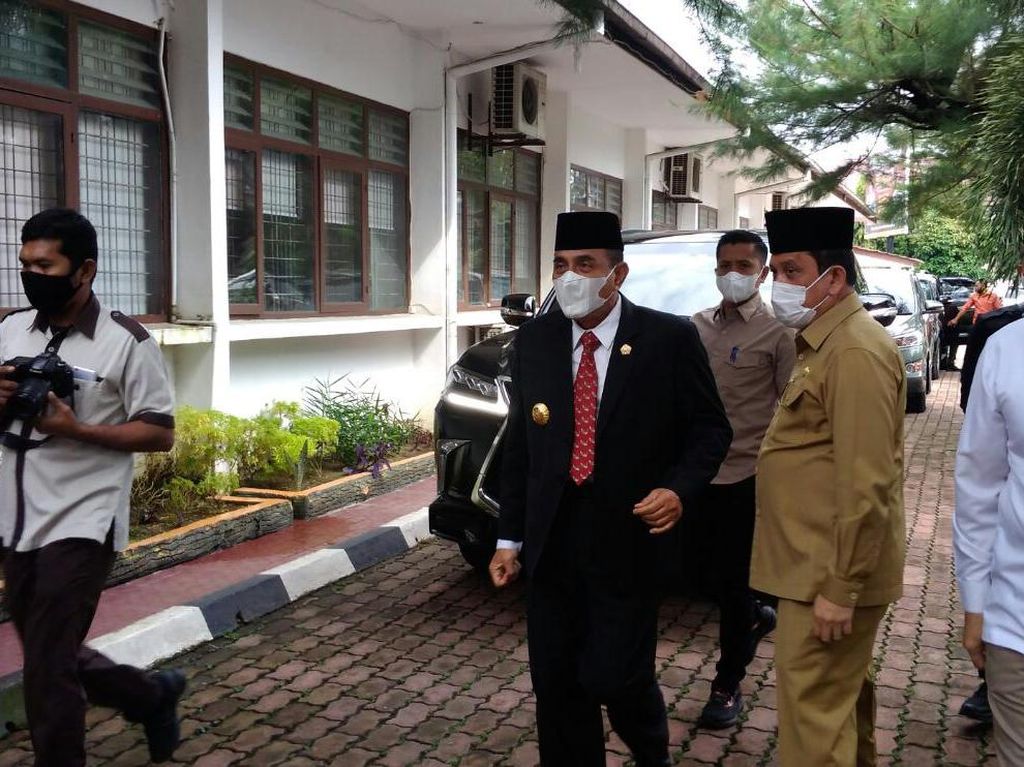 Gubsu Cerita Tolak Buka Sekolah Saat Pandemi: Jangan Ulama Paksa Umara Gubsu Cerita Tolak Buka Sekolah Saat Pandemi: Jangan Ulama Paksa Umara