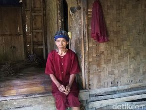 Kisah Nenek Wasti, Puluhan Tahun Hidup di Gubuk Reot di Pelosok Pandeglang