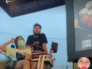 Konyol! Orang-orang Ini Beli Makanan Drive Thru Pakai Becak dan Jadi Pocong Konyol! Orang-orang Ini Beli Makanan Drive Thru Pakai Becak dan Jadi Pocong