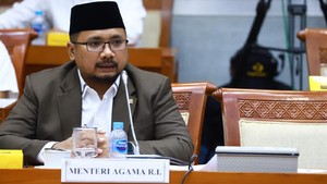 Kala Menag Yaqut Minta Semua Agama Bisa Sampaikan Doa di Kantornya