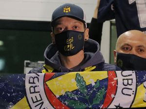 Mesut Oezil Sudah Bermasalah Sejak di Arsenal Mesut Oezil Sudah Bermasalah Sejak di Arsenal