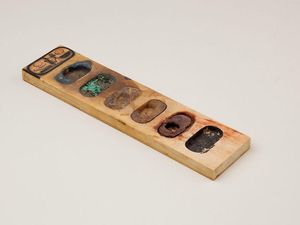 Ini Palet Lukis Kuno Berusia Lebih 3.000 Tahun