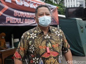Posko Peduli Bencana Dibuka di Balai Kota Surabaya Posko Peduli Bencana Dibuka di Balai Kota Surabaya