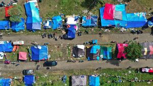 Foto: Tenda Pengungsian untuk Korban Gempa Sulbar