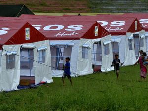Melihat Lebih Dekat Kamp Pengungsian Korban Gempa Mamuju