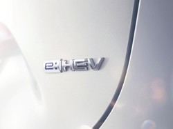 Tak Ada Insentif Mobil Hybrid, APM Harus Putar Otak Genjot Penjualan