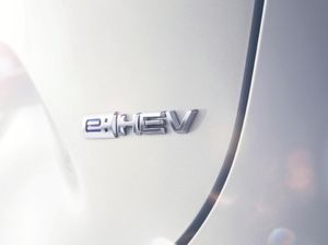 Tak Ada Insentif Mobil Hybrid, APM Harus Putar Otak Genjot Penjualan Tak Ada Insentif Mobil Hybrid, APM Harus Putar Otak Genjot Penjualan