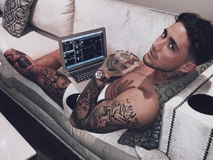 Rekam Adegan Seks dengan Mantan, Stephen Bear Dipolisikan Rekam Adegan Seks dengan Mantan, Stephen Bear Dipolisikan