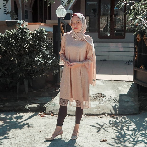 Visa Zikryka pakai hijab/instagram.com/visarzet