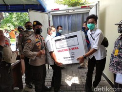 4.720 Vaksin Sinovac Disimpan Di Kantor Dinkes Sidoarjo