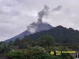 Gunung Merapi Erupsi, Muntahkan 3 Kali Awan Panas