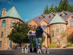 Bintang Porno Beli Istana Rp 54,8 Miliar untuk Bisa Kerja dari Rumah