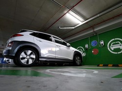 Dear Tesla Cs: Peminat Mobil Listrik Naik, Cuma Keberatan di Harga