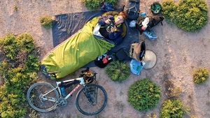 Mantap! Pria Inggris ini Gowes Sepeda Keliling Dunia