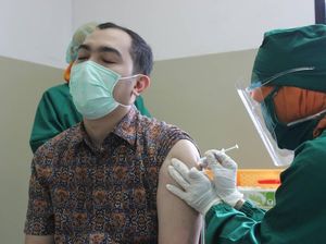 Vaksinasi Corona di RS USU Dimulai, 117 Nakes Disuntik Bertahap