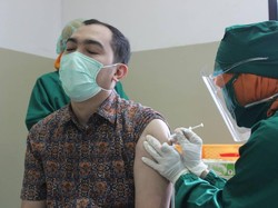 Vaksinasi Corona di RS USU Dimulai, 117 Nakes Disuntik Bertahap