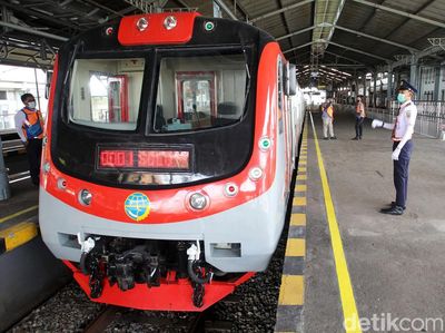 Mantap! KRL Pertama Yogyakarta-Solo Diuji Coba