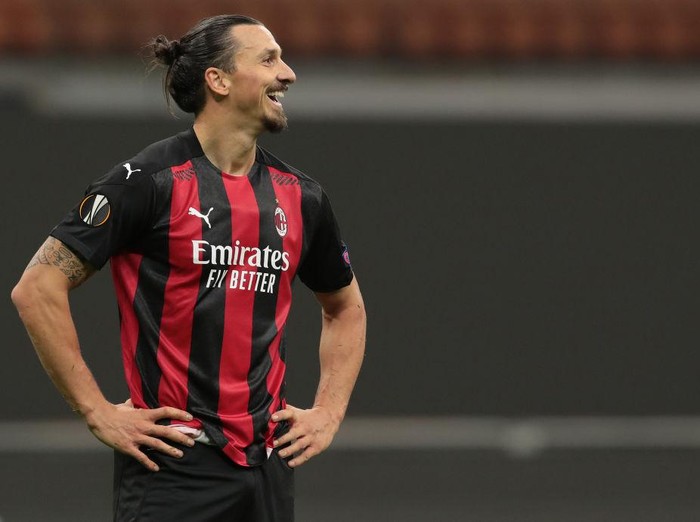 MILAN, ITALY - OCTOBER 29:  Zlatan Ibrahimovic of AC Milan smiles during the UEFA Europa League Group H stage match between AC Milan and AC Sparta Praha at San Siro Stadium on October 29, 2020 in Milan, Italy. (Photo by Emilio Andreoli/Getty Images)