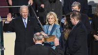 Alkitab Ratusan Tahun Saksi Karir Politik Joe Biden