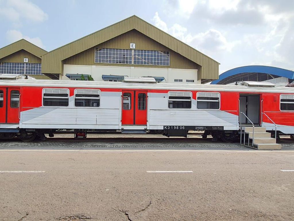 INKA Rombak Kereta Nganggur Jadi Tempat Isolasi Pasien COVID-19 INKA Rombak Kereta Nganggur Jadi Tempat Isolasi Pasien COVID-19