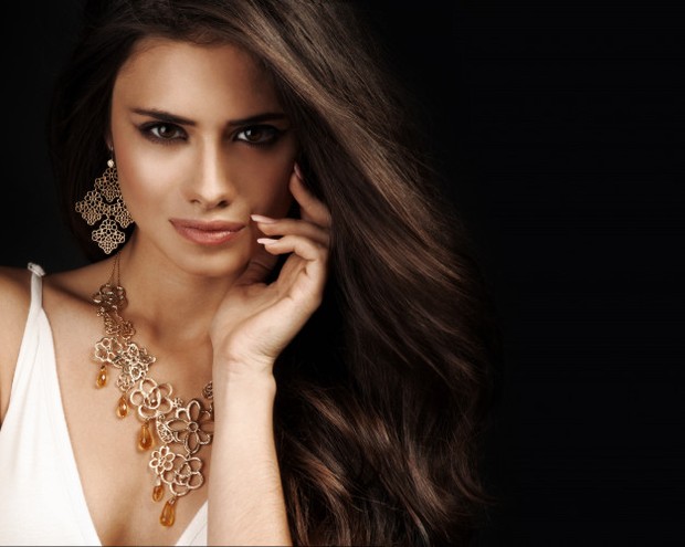 Jewelry/Freepik.com Jewelry sesuai undertone kulit