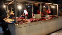 Keluh Kesah Pedagang di Pasar Bandung Gegara Harga Daging Sapi Naik