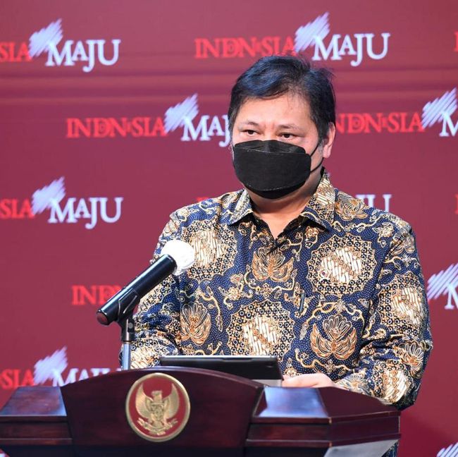 Menko Airlangga hingga Anies Jadi Pendonor Plasma Konvalesen Menko Airlangga hingga Anies Jadi Pendonor Plasma Konvalesen
