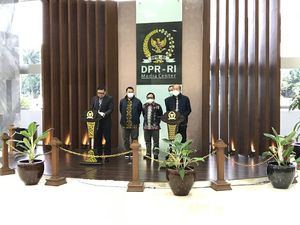 Komisi II Akan Uji Kelayakan 18 Calon Anggota Ombudsman, Ini Daftar Namanya Komisi II Akan Uji Kelayakan 18 Calon Anggota Ombudsman, Ini Daftar Namanya