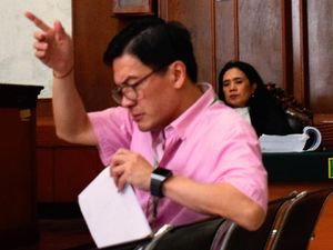 Antam Harus Ganti 1,1 Ton Emas Setara Rp 1,22 T ke Konglomerat Surabaya Antam Harus Ganti 1,1 Ton Emas Setara Rp 1,22 T ke Konglomerat Surabaya