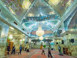 Iran Punya Masjid yang Indah dan Menawan Bak Galeri Seni