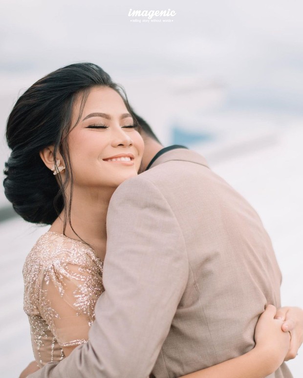 Pasangan Herlambang dan Hanum/Foto: instagram.com/hanummegaa Pasangan Herlambang dan Hanum/Foto: instagram.com/hanummegaa